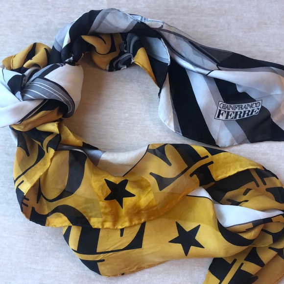 Gianfranco Ferre Accessory - Picture 3 of 9